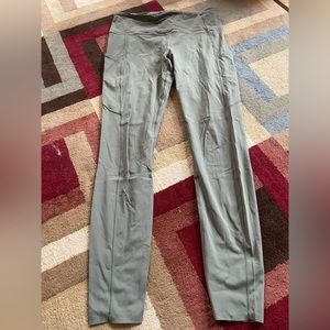 Fast and free lululemon leggings